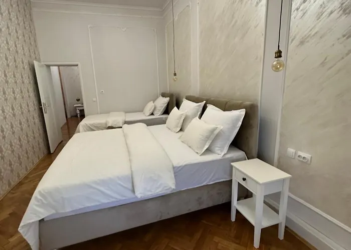 & - Korzo Apartment Sombor